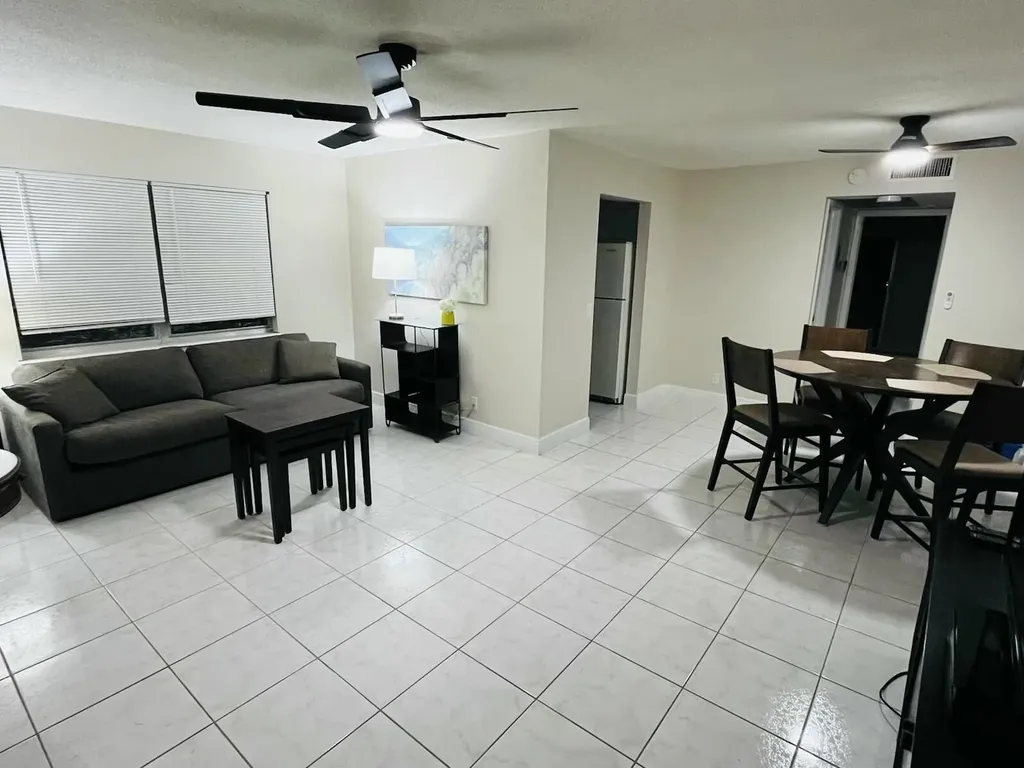 188 Cambridge H West Palm Beach FL 33417