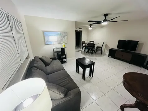 188 Cambridge H West Palm Beach FL 33417