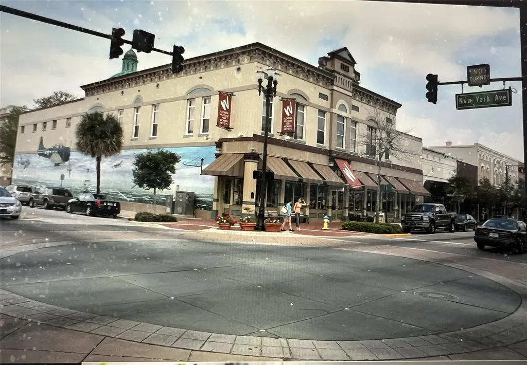 705 W Beresford Avenue Deland FL 32720