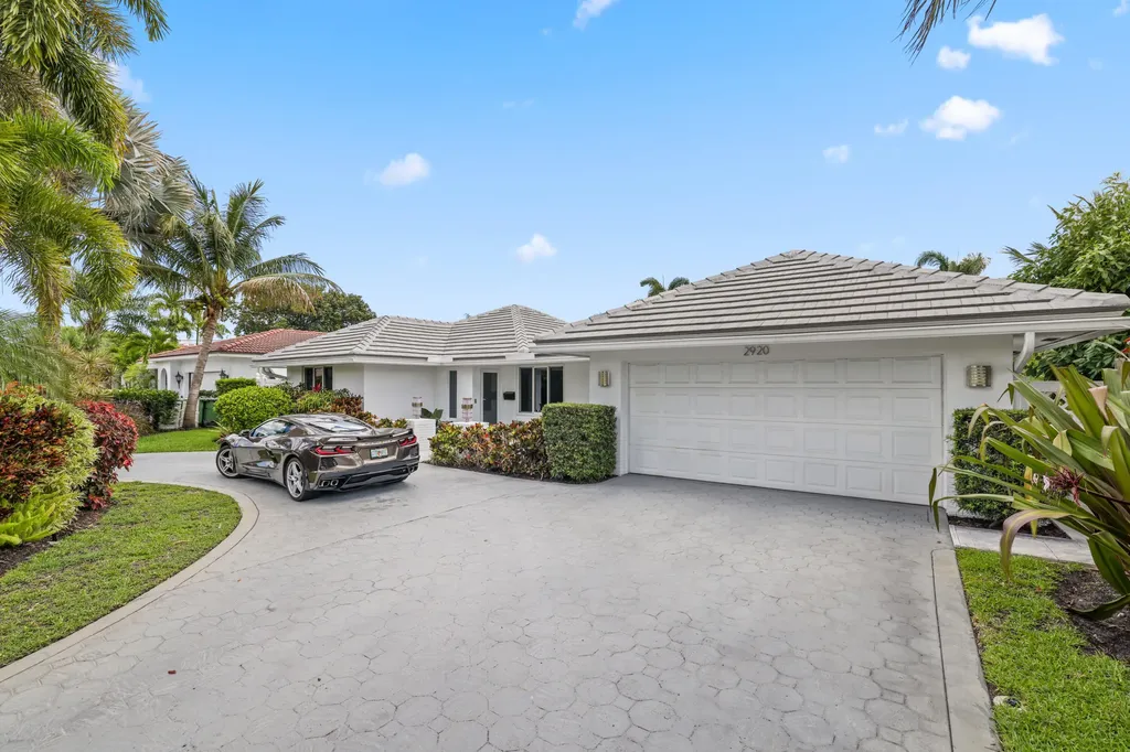 2920 NE 52nd Street Fort Lauderdale FL 33308