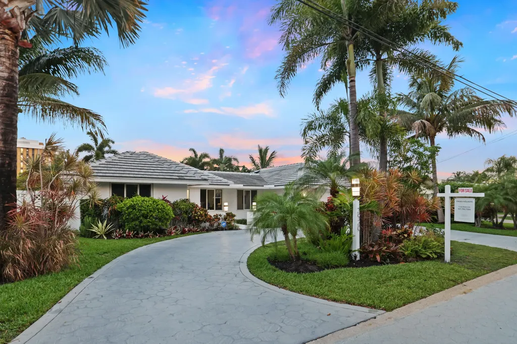 2920 NE 52nd Street Fort Lauderdale FL 33308
