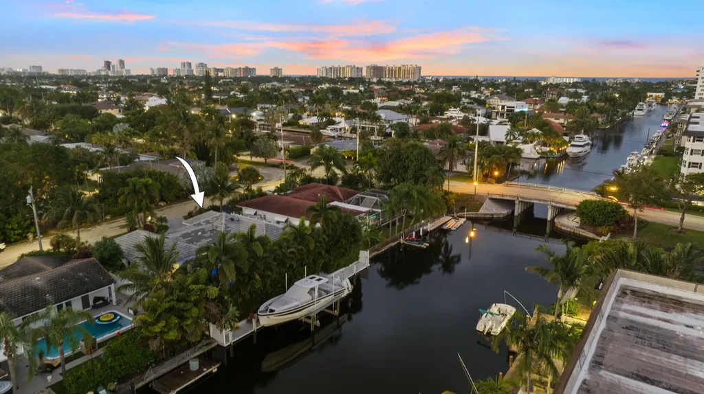 2920 NE 52nd Street Fort Lauderdale FL 33308