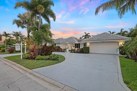 2920 NE 52nd Street Fort Lauderdale FL 33308