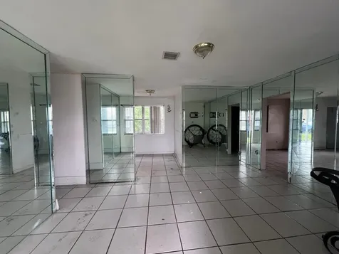 260 NE 42nd Court Deerfield Beach FL 33064