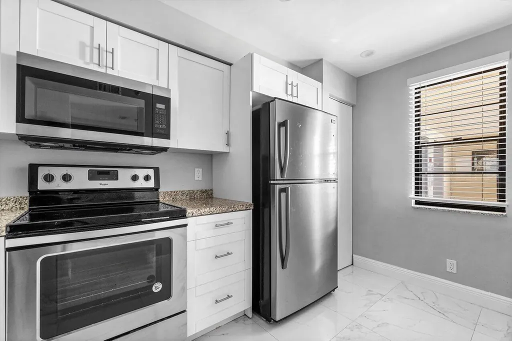 7310 Ashford Place Delray Beach FL 33446
