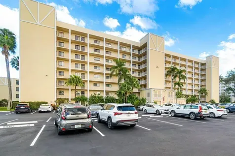 7310 Ashford Place Delray Beach FL 33446