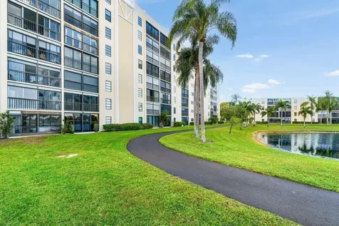 7310 Ashford Place Delray Beach FL 33446