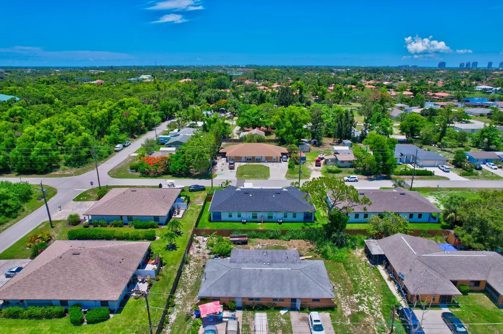 27841 Wisconsin Street Bonita Springs FL 34135