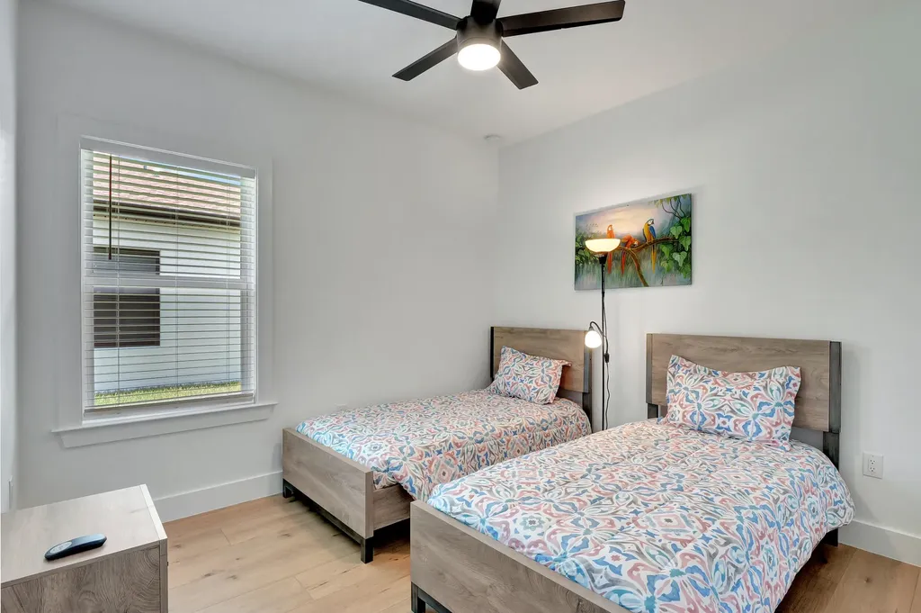 27841 Wisconsin Street Bonita Springs FL 34135
