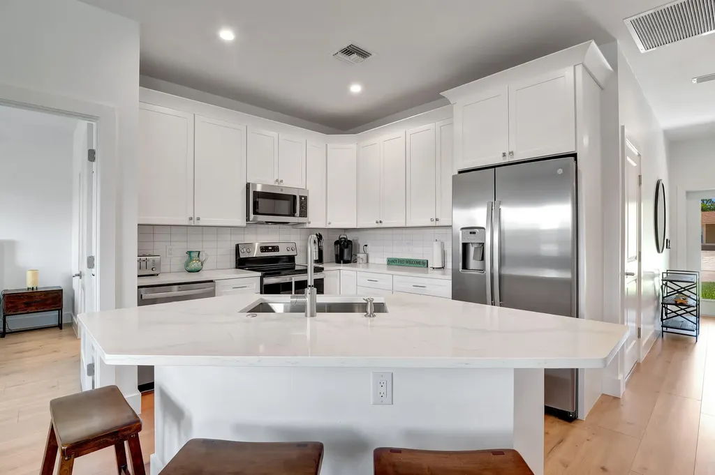 27841 Wisconsin Street Bonita Springs FL 34135