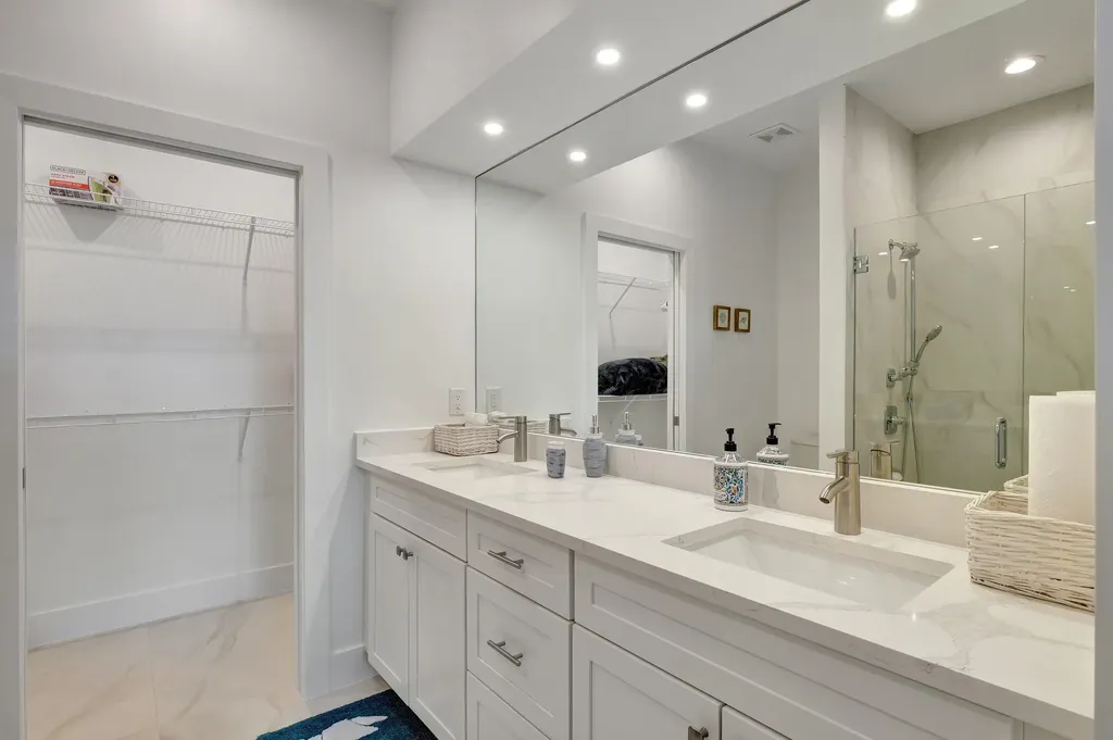 27841 Wisconsin Street Bonita Springs FL 34135