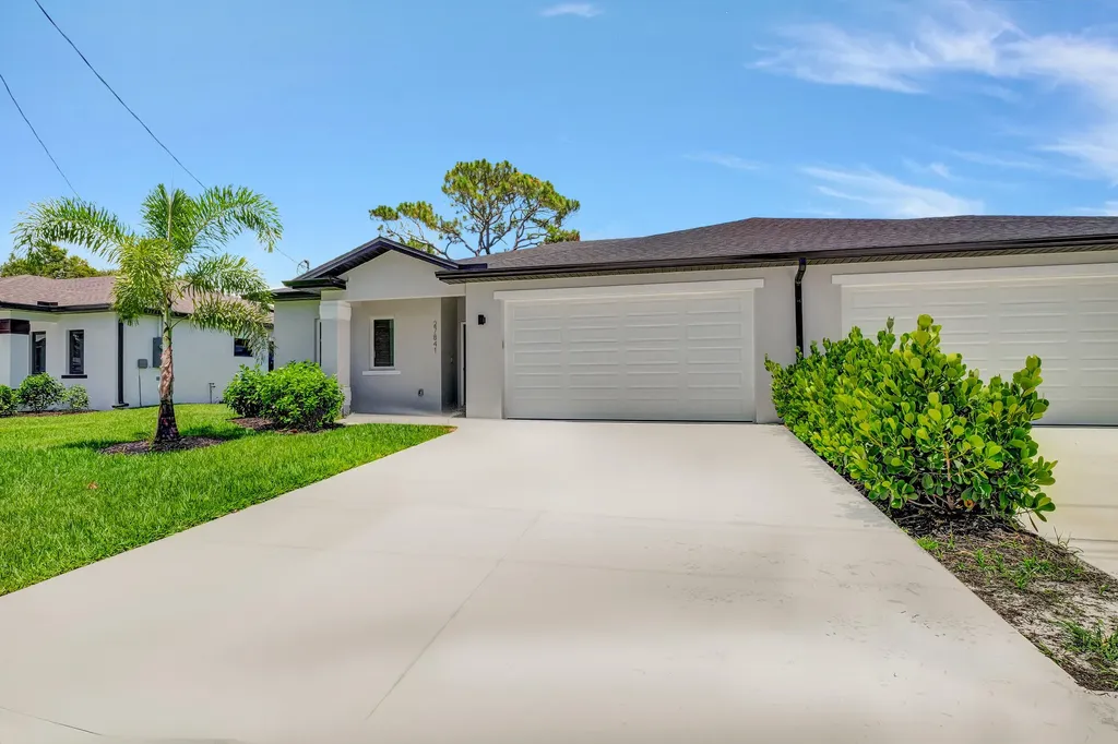 27841 Wisconsin Street Bonita Springs FL 34135