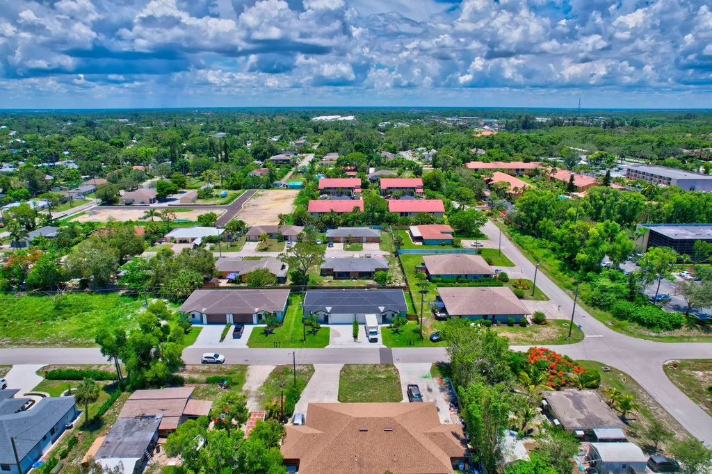27841 Wisconsin Street Bonita Springs FL 34135