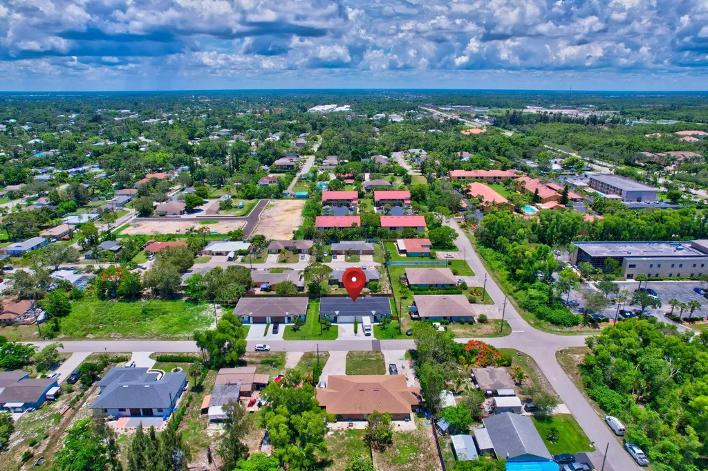 27841 Wisconsin Street Bonita Springs FL 34135