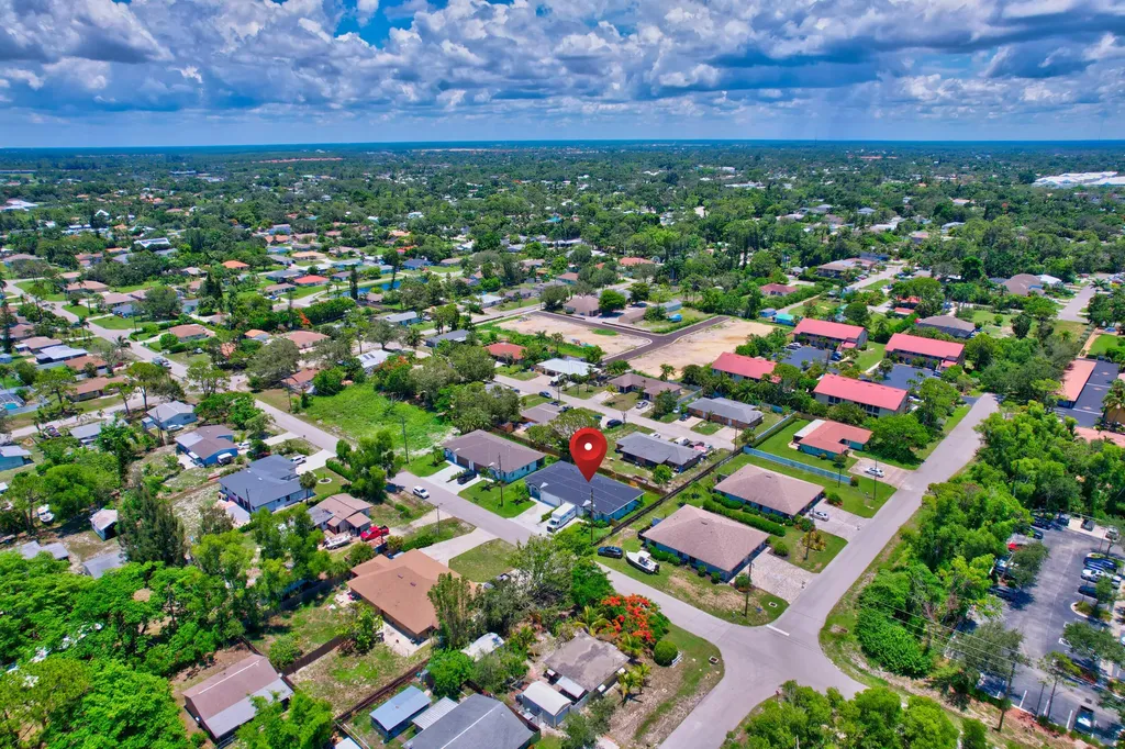27841 Wisconsin Street Bonita Springs FL 34135