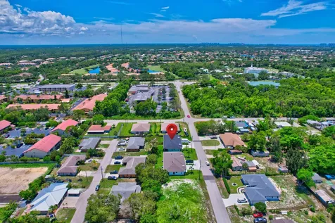 27841 Wisconsin Street Bonita Springs FL 34135