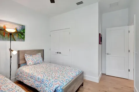 27841 Wisconsin Street Bonita Springs FL 34135