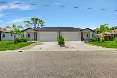 27841 Wisconsin Street Bonita Springs FL 34135