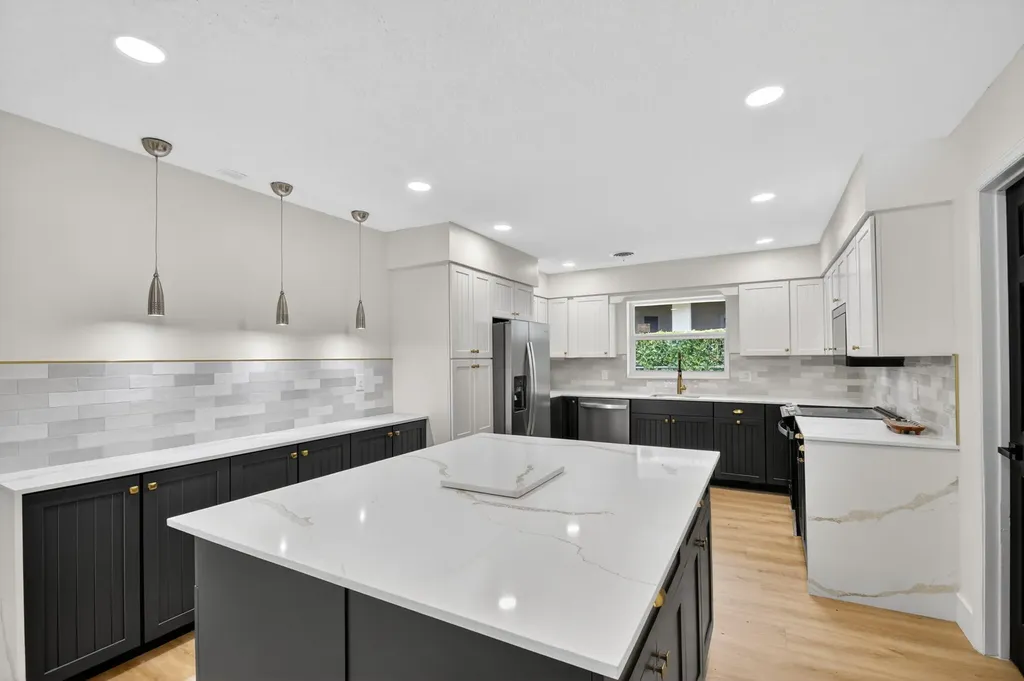 1221 Singer Drive Singer Island FL 33404