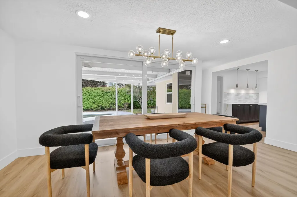 1221 Singer Drive Singer Island FL 33404