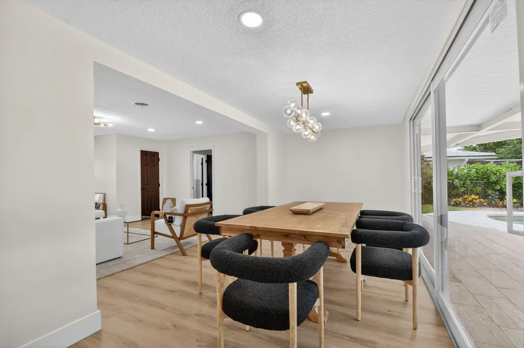 1221 Singer Drive Singer Island FL 33404