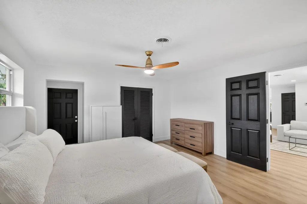 1221 Singer Drive Singer Island FL 33404