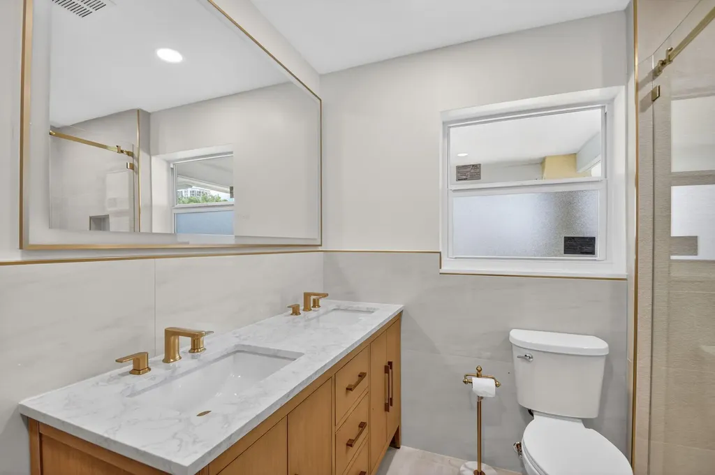 1221 Singer Drive Singer Island FL 33404