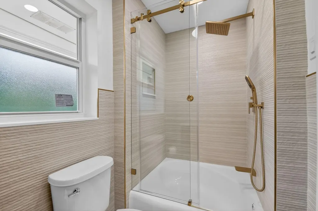 1221 Singer Drive Singer Island FL 33404