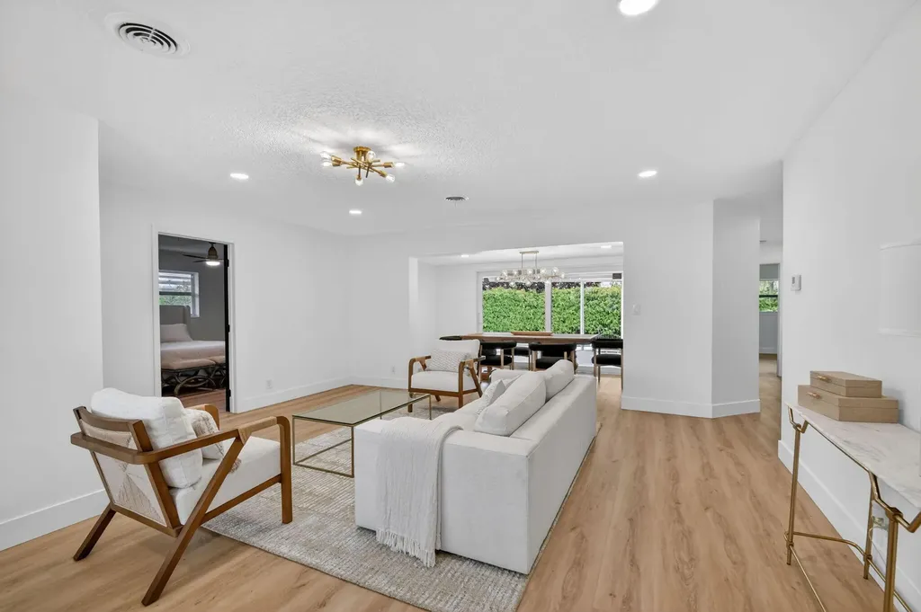1221 Singer Drive Singer Island FL 33404