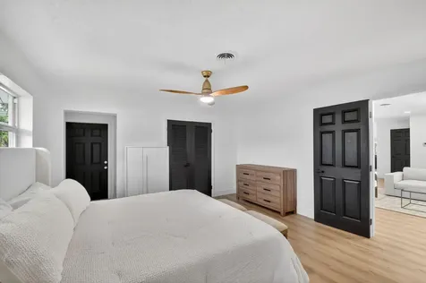 1221 Singer Drive Singer Island FL 33404