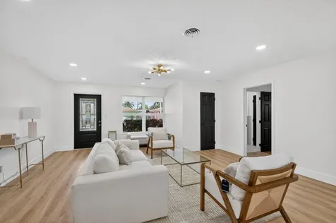 1221 Singer Drive Singer Island FL 33404