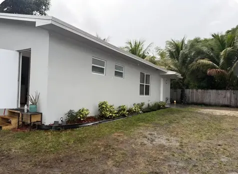 2452 Madison Street Hollywood FL 33020