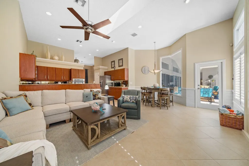 140 Thornton Drive Palm Beach Gardens FL 33418