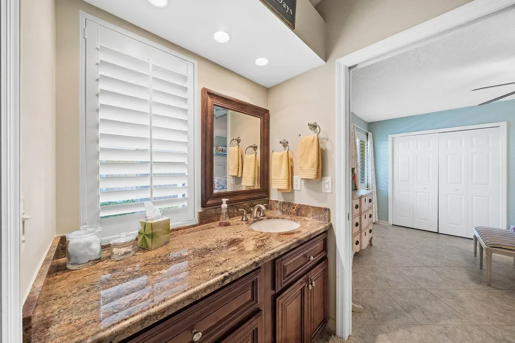 140 Thornton Drive Palm Beach Gardens FL 33418