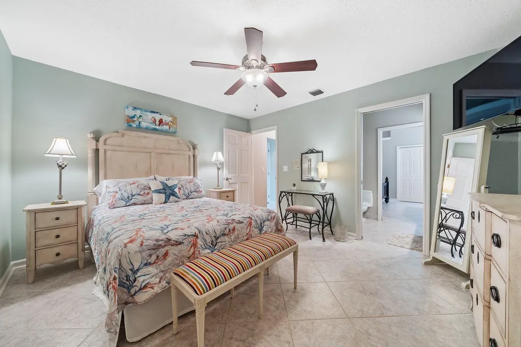 140 Thornton Drive Palm Beach Gardens FL 33418