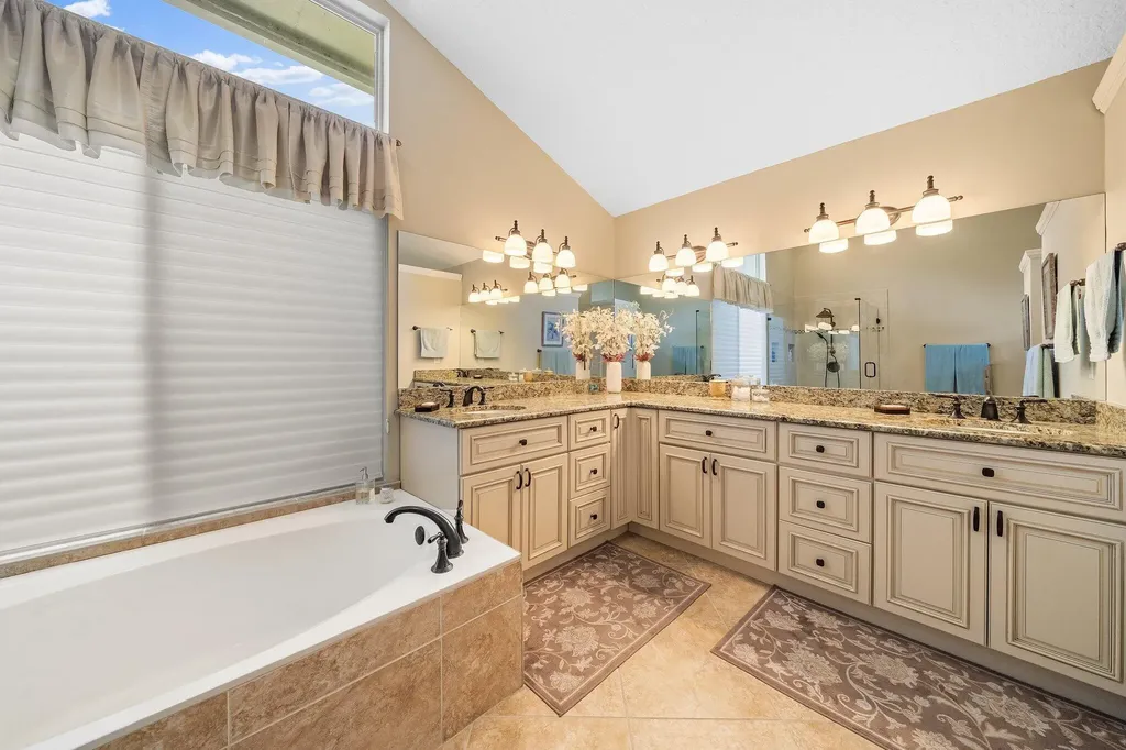 140 Thornton Drive Palm Beach Gardens FL 33418