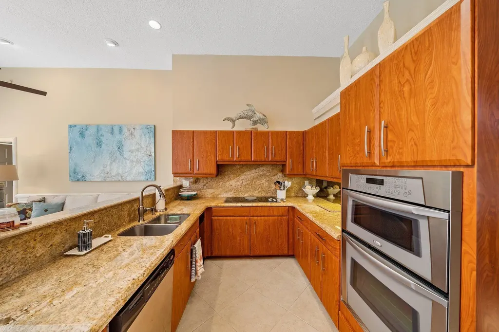 140 Thornton Drive Palm Beach Gardens FL 33418