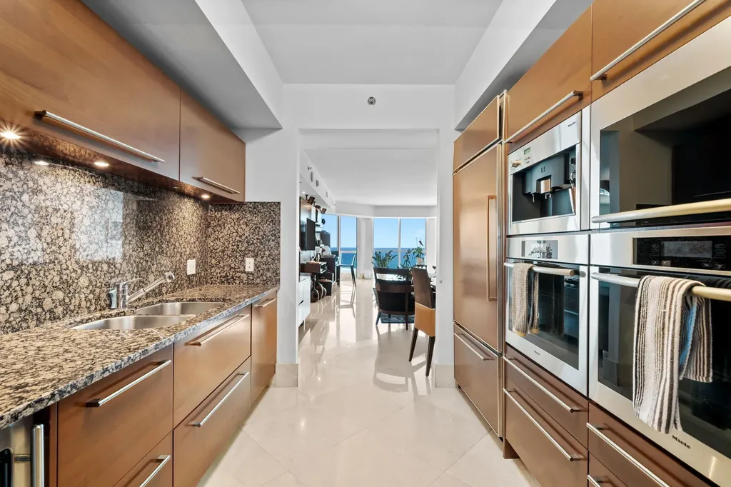 101 S Fort Lauderdale Beach Boulevard Fort Lauderdale FL 33316