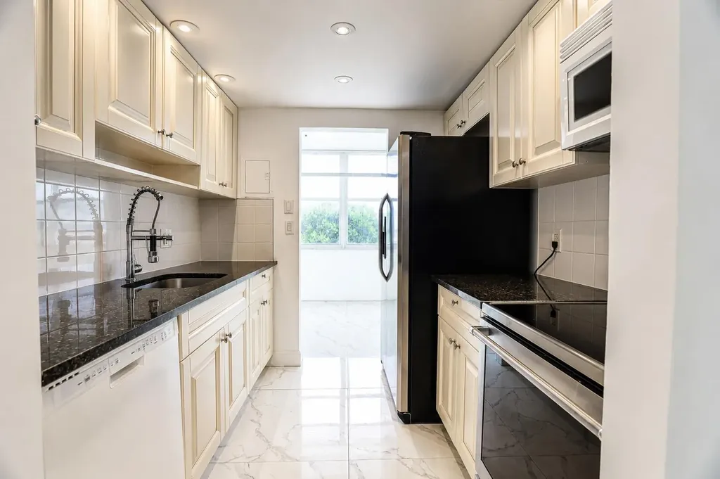 101 Briny Avenue Pompano Beach FL 33062