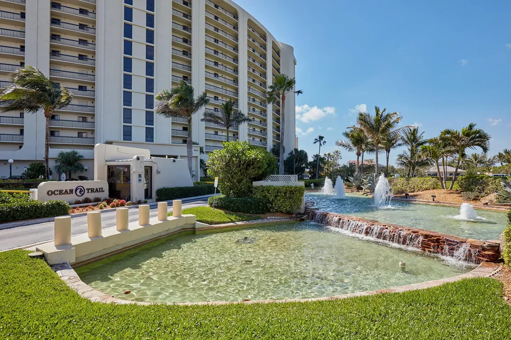 200 Ocean Trail Way Jupiter FL 33477