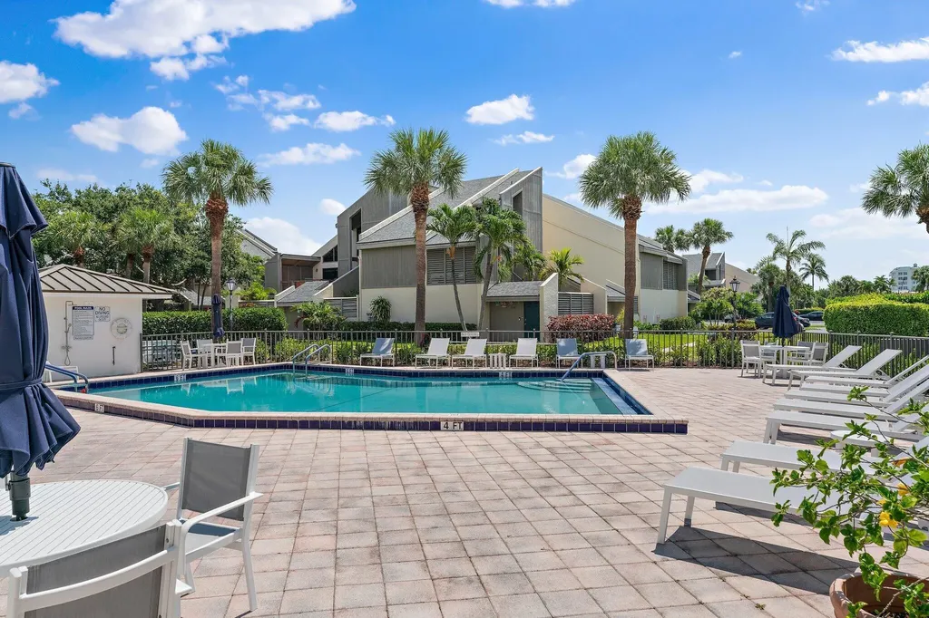1605 S Us Highway 1 Jupiter FL 33477