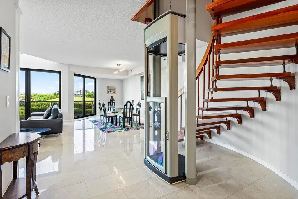 3120 S Ocean Boulevard Palm Beach FL 33480