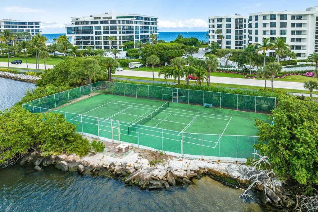 3120 S Ocean Boulevard Palm Beach FL 33480