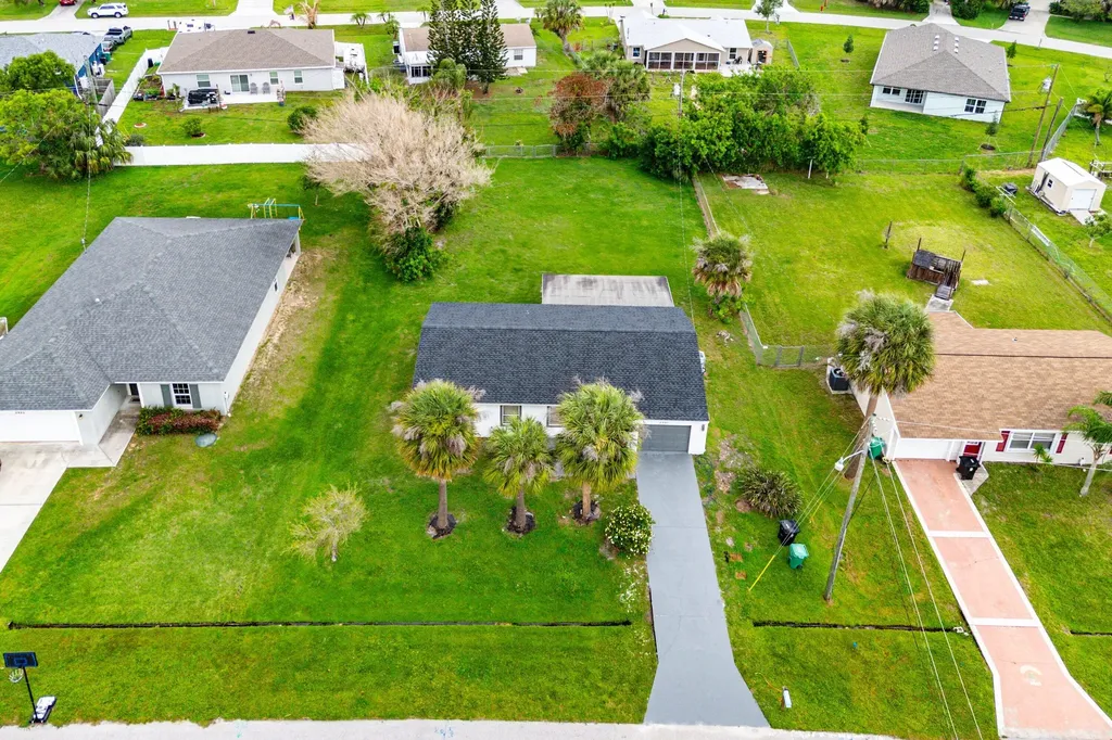2937 SE Ironton Avenue Port St Lucie FL 34952