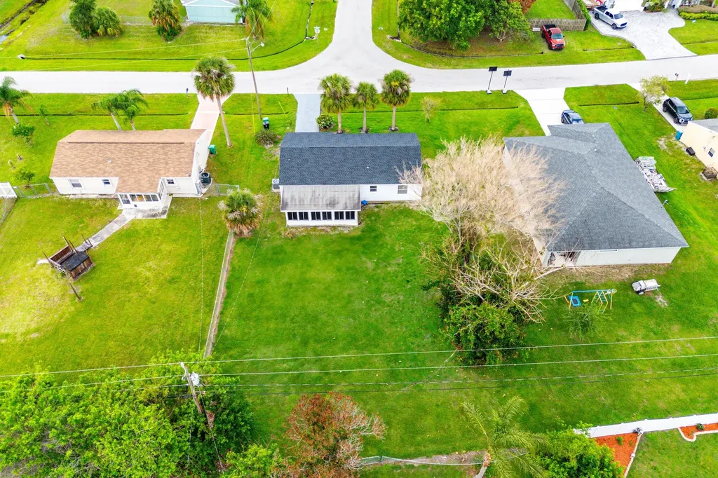 2937 SE Ironton Avenue Port St Lucie FL 34952