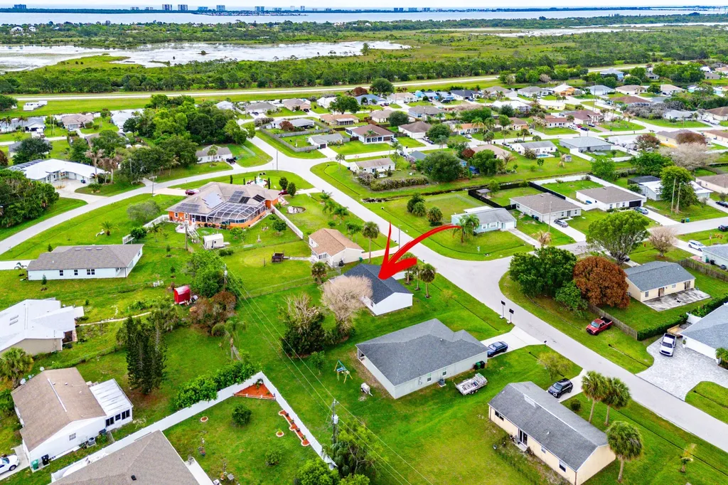 2937 SE Ironton Avenue Port St Lucie FL 34952