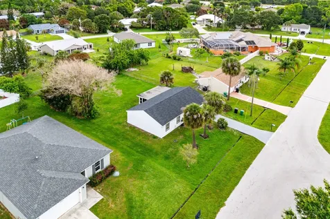 2937 SE Ironton Avenue Port St Lucie FL 34952