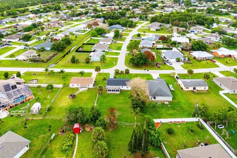 2937 SE Ironton Avenue Port St Lucie FL 34952