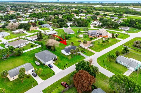 2937 SE Ironton Avenue Port St Lucie FL 34952