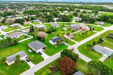 2937 SE Ironton Avenue Port St Lucie FL 34952